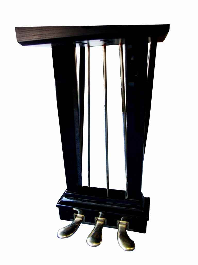 Steinway     Model M - dealers in Steinway grand pianos baby grand pianos, Fazioli, Bosendorfer, Bechstein, Bluthner, Yamaha